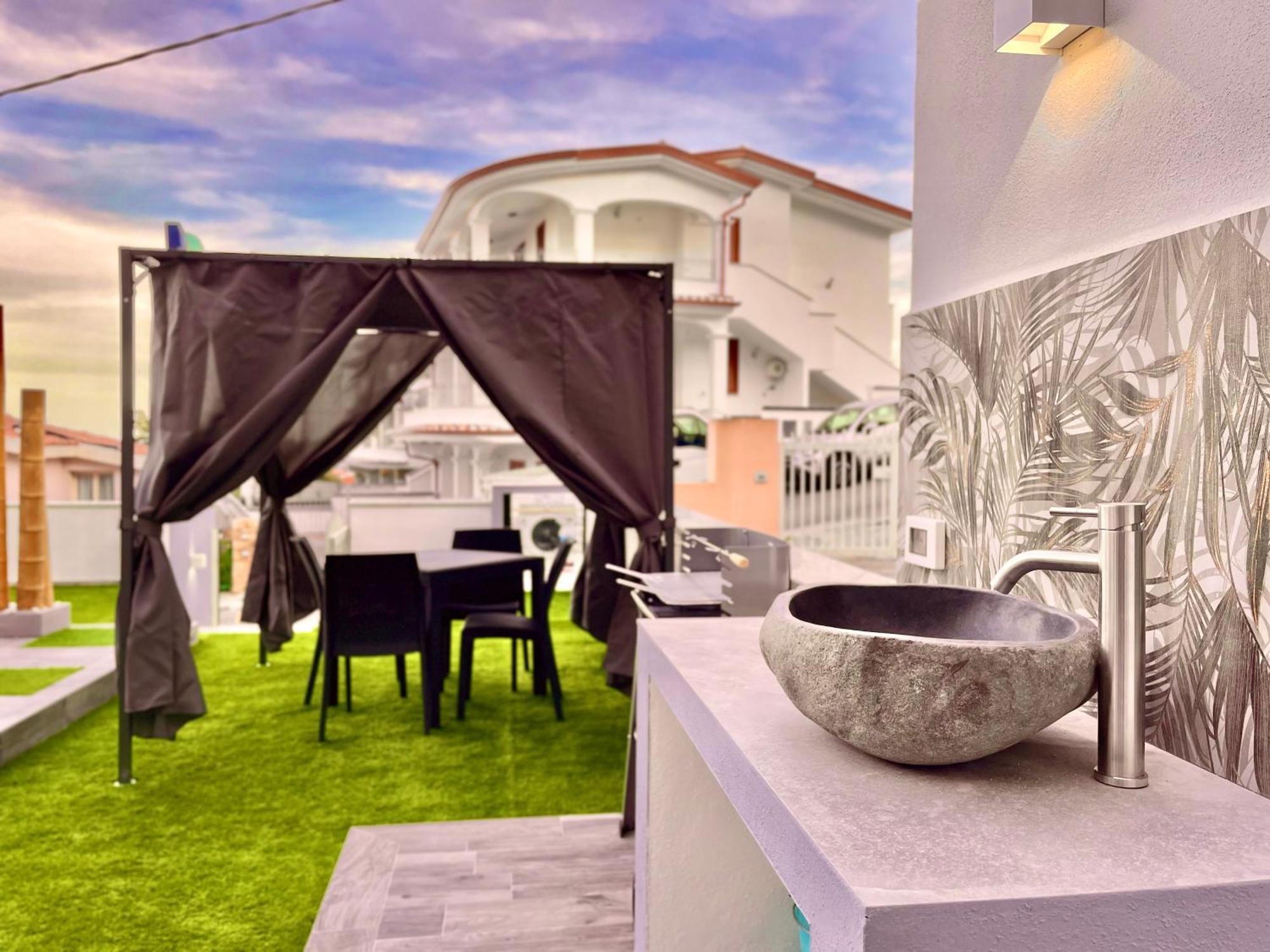 Bellavista Luxury Apartments La Caletta Bagian luar foto