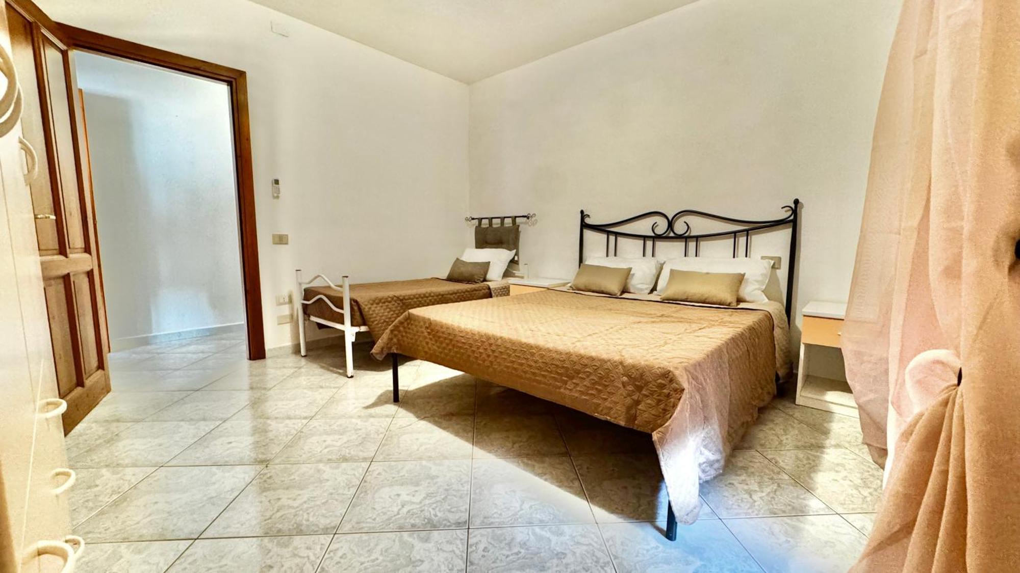 Bellavista Luxury Apartments La Caletta Bagian luar foto